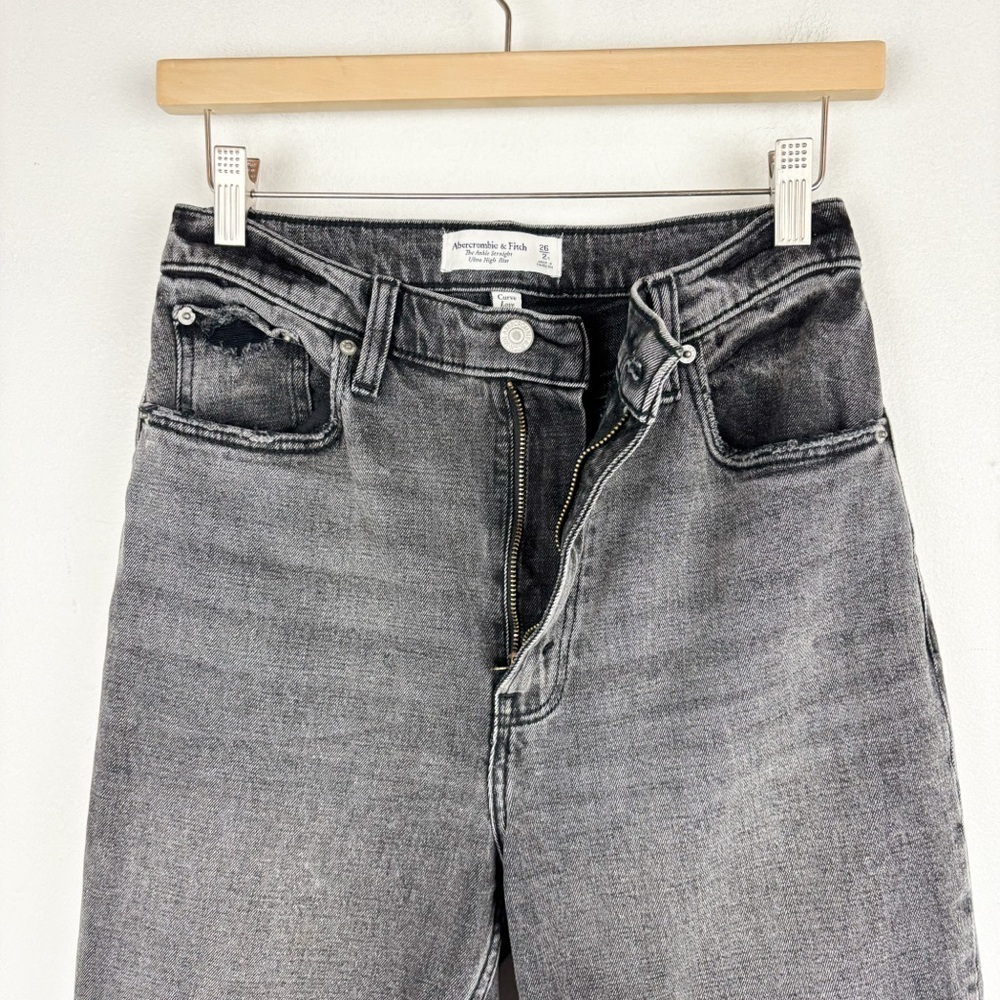 Abercrombie & Fitch Gray Ankle Straight Ultra High Rise Jeans Sz 26/2 - Picture 5 of 7